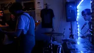 Squitch - Hi Five @ Shed Cellar