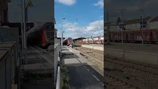 RB 67 (15423) f&auml;hrt in den Bahnhof Schwetzingen ( Nordbaden ) ein.