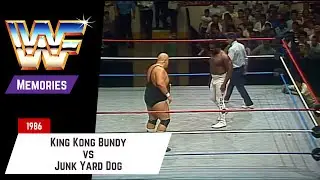 King Kong Bundy vs Junkyard Dog (1986 WWF Classic Match)