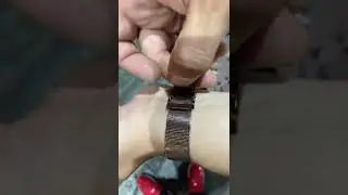 How to close a clasp strap