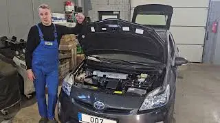 Toyota Prius 3 Hibridas su Itali&scaron;ka Landi Renzo dujų įranga sumontuota Kaune Servise 007
