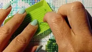 Evénement Toile point de croix avec des perles ds le groupe Mimik et Minimeuh tous loisirs créatifs