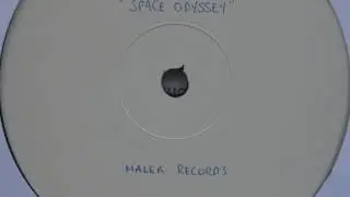 Os Dois Irm&atilde;os &lrm;&ndash; Space Odyssey (Main Mix)