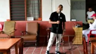 04 COLGANDO EN TUS MANOS