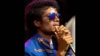 Michael Jackson Gets Invited On Stage By James Brown During His Concert Circa 1983 #michaeljackson