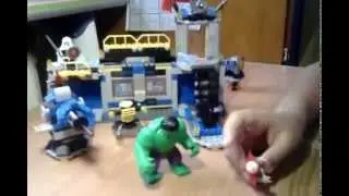 LEGO  Hulk Lab Smash