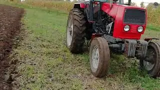 ЮМЗ-8040 оранка болото. JUMZ-6 ploughing mud