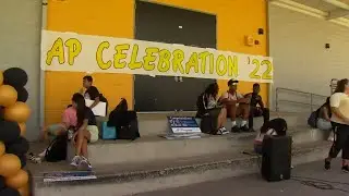 Fresno's Edison High honors AP students with certificates, cupcakes