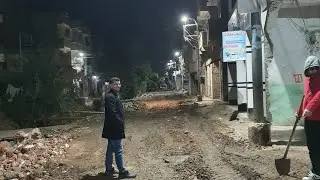 الرابعه فجرا والعمل على تمهيد الطريق العام ببرج مغيزل 