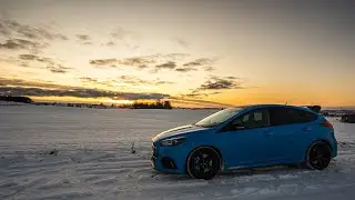 Ford Focus RS Snow CarPorn