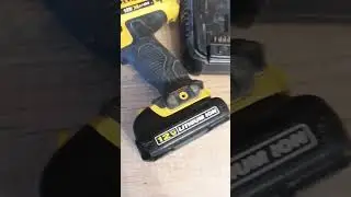 #dewalt #screwdriver #charger. #incarcator #dewalt. dewalt 12V #batery