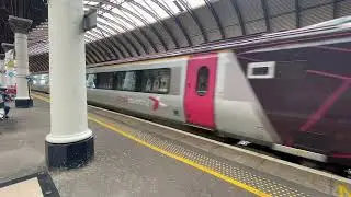 Class 220 voyager arriving at york