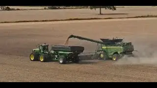 John Deere X9 1000 Combining Soybeans in #centralontariocanada