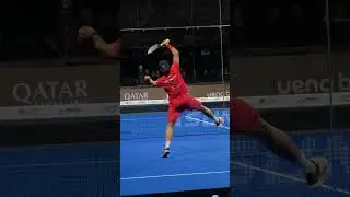 Ale Gal&aacute;n COOKING from the Backhand Side 💥😮&zwj;💨 | Padel Art #padel #padelfip #padellife #padeltennis