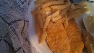 Eat with me vlog. Chicken tenders and fries. 