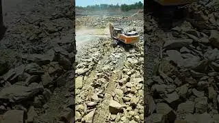 Excavator in Wetlands &ndash; Careful Digging #constructionlife #excavator #heavycivil #bigmachines