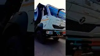Signa 10 Chaka damper track 💥💥 road ka king 👑👑 38 48 TU #Tata #damper #indian #trending #funny