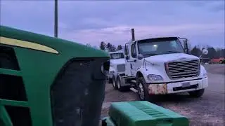  That's a lot of John Deere tractors! From 8Rs and 4wds to a 4620 on rice and canes, this is a line