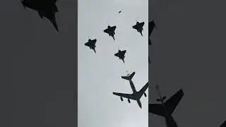 Flyover in Paris on the Bastille day 🇫🇷🤩 #paris #france #bastille #flyover #bastilleflyover