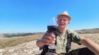 Крым как на ладони на высоте 1270 м под прекрасное красное сухое вино 