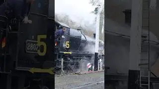 British steam engines - GWR 2800 heavy freight locomotive