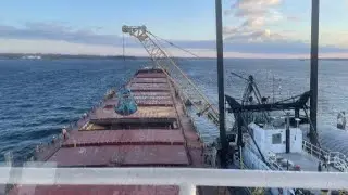 Trying again to free ship grounded in St. Lawrence Seaway