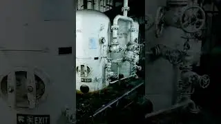 Starting Of Main AIR Compressor And Filling UpThe Main AIR Bottle 🚢🌎#short#marine