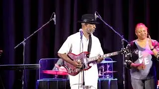 The EVERYDAY PEOPLE BAND at the PALACE THEATER