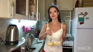 Сырники готовить весело ❤️ с котиком 😏