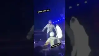 Lil Pump scares off a fan who tried to jump on the stage