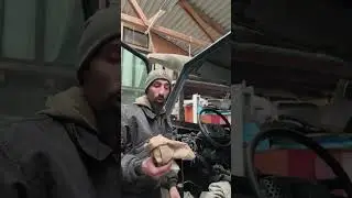 Was hat es mit dem goldenen Lappen auf sich? #rolandneffke #&uuml;berraschung #fyp #automobile #vanlife