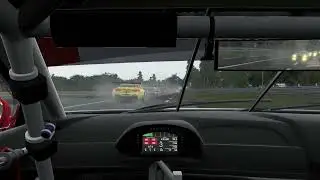 LE MANS COM MUITA CHUVA E AQUAPLANAGEM  - CAMERA COCKPIT BMW M6 GT3 