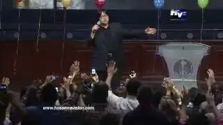Roberto Orellana en concierto