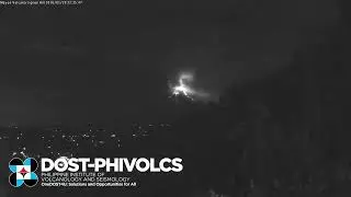 Mayon Volcano continue to shed 'uson,' rockfall, according to PHIVOLCS | GMA Integrated News