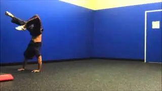 Shoulder Workout... Capoeira Style!