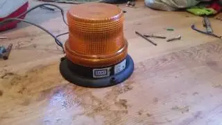 ECCO strobe light