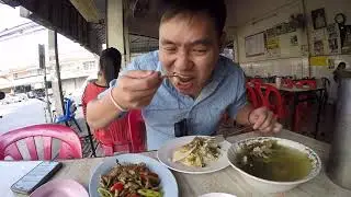 Chicken rice Thailand ข้าวมันไก่เจ้าดังพิษณุโลก
