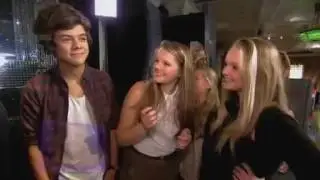 One Direction surprises fans
