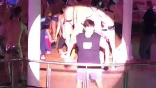 I just wanna f*cking dance!  Mattyee.com