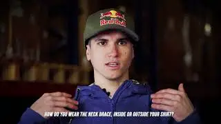 How does Josep Garcia wear his Leatt Neck Brace