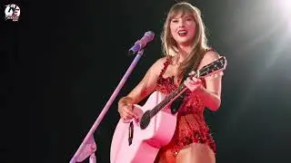 Taylor Swift Becomes Youngest Woman Inducted Into Songwriters Hall of Fame at 36