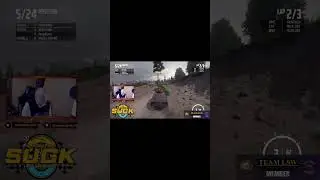Едва коснулся машины&hellip; А потом врезался прямо в ограждение 💥🤦&zwj;♂️