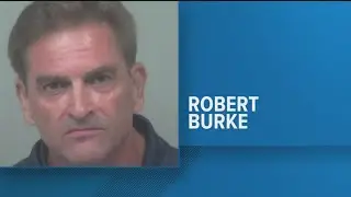 Video shows a man screaming racist slurs at a security guard outside a Social Security office