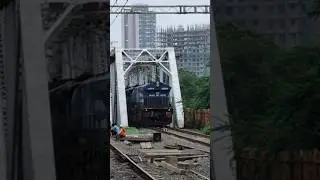 it's BGKT 40001 WDP4D hauling 14805 yestwanpur Barmer ac express  #indanrailways #shorts #short