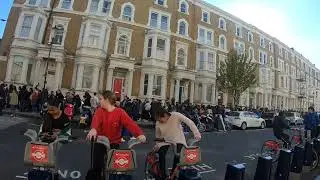 First Jollibee in UK (Earl's Court) Opening Day