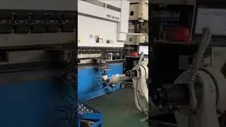 How does a Sheet Metal Bending Machine work