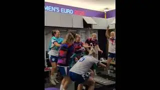 The lionesses in the changing after Sweden vs England 😁😁😁