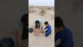 store Watermelon 🍉 and juice 🧃 In Sand Desert 🏜️ #lifehacks #survival #camping #outdoors #buscraft