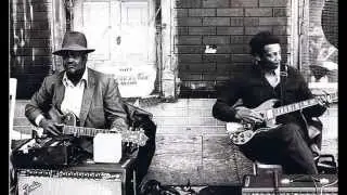 Carey Bell ~ ''So Hard To Leave You Alone''&''Heartaches And Pain''(Harmonica Electric Blues 1977)