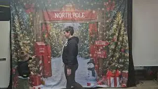What You Should Know Before Buying the Fluzimir Christmas Photography Backdrop W8973